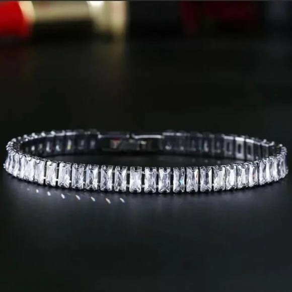 NEW LUXURY 925 STERLING SILVER DIAMOND BRACELET, NICE BRACELET, CUTE BRACELET - Picture 7 of 7